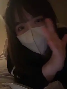 Snapshot of 2000NANA20 chatting on 12-01-25, 12:21 2000NANA20 online show from 12-01-25, 12:21