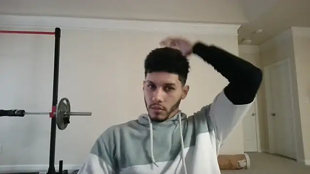 Snapshot of DamnKevin chatting on 12-17-24, 01:38 DamnKevin online show from 12-17-24, 01:38