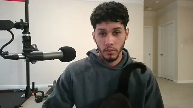 Snapshot of DamnKevin chatting on 03-10-25, 05:29 DamnKevin online show from 03-10-25, 05:29