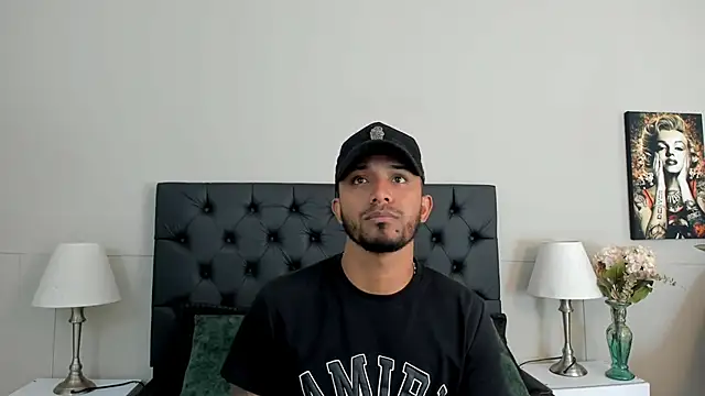 Robin Rief online show from 09-15-25, 03:28