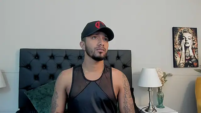 Robin Rief online show from 09-17-25, 04:14