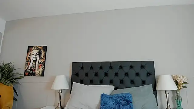 Robin Rief online show from 10-02-25, 03:35