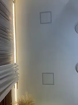 Robin Rief online show from 02-07-26, 03:32