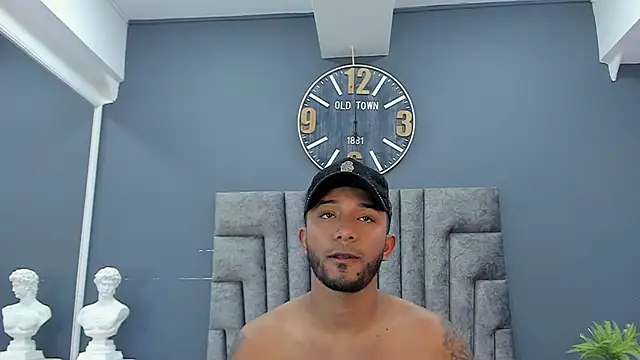 Robin Rief online show from 04-19-26, 07:38