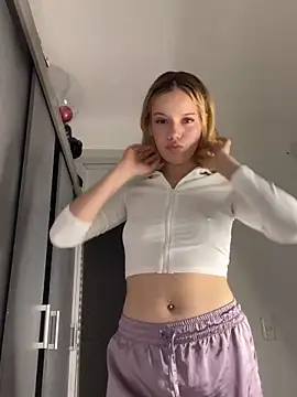 NicoleCut online show from 02-13-25, 11:17