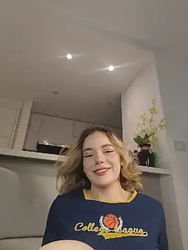 NicoleCut online show from 05-25-26, 09:04