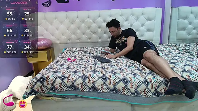 Snapshot of JeremmyAndStacy chatting on 03-15-25, 10:46 JeremmyAndStacy online show from 03-15-25, 10:46