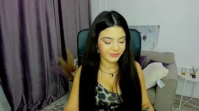 Snapshot of AlluringAriel chatting on 02-27-25, 03:36 AlluringAriel online show from 02-27-25, 03:36