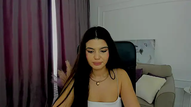 Snapshot of AlluringAriel chatting on 02-28-25, 07:35 AlluringAriel online show from 02-28-25, 07:35