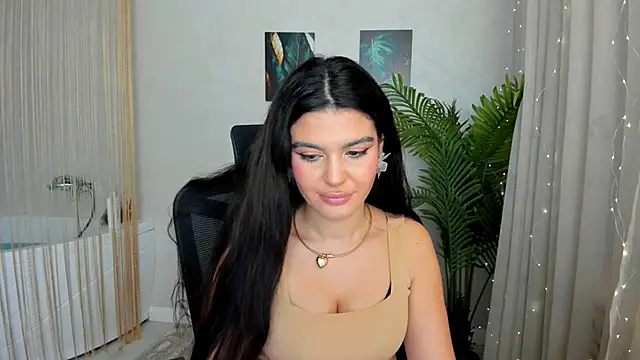 Snapshot of AlluringAriel chatting on 03-02-25, 01:47 AlluringAriel online show from 03-02-25, 01:47