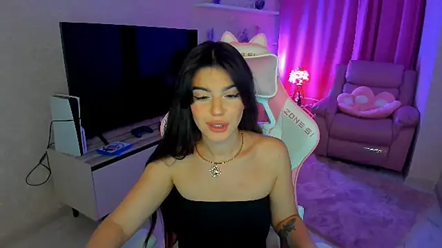 Snapshot of AlluringAriel chatting on 09-26-25, 07:18 AlluringAriel online show from 09-26-25, 07:18