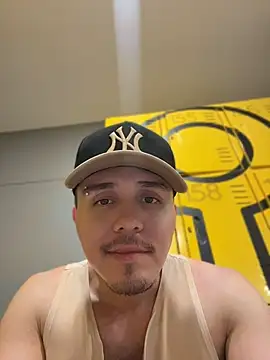 adam-rivera online show from 07-11-26, 05:04