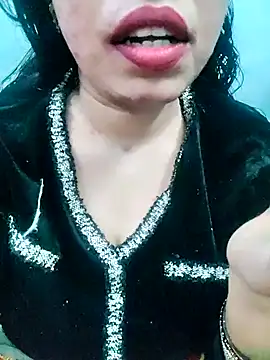 Snapshot of Haniya-143 chatting on 01-05-26, 11:52 Haniya-143 online show from 01-05-26, 11:52