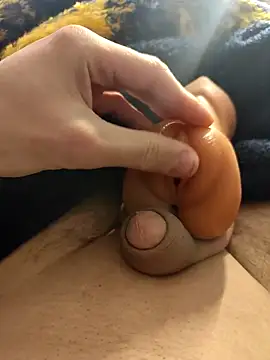 Snapshot of ariel-rick chatting on 11-11-25, 04:29 ariel-rick online show from 11-11-25, 04:29