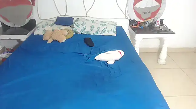 Snapshot of PartySexting chatting on 01-09-25, 09:16 PartySexting online show from 01-09-25, 09:16