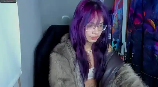 Snapshot of _sakae_ chatting on 12-11-24, 10:27  sakae  online show from 12-11-24, 10:27