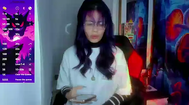 Snapshot of _sakae_ chatting on 12-30-24, 10:01  sakae  online show from 12-30-24, 10:01