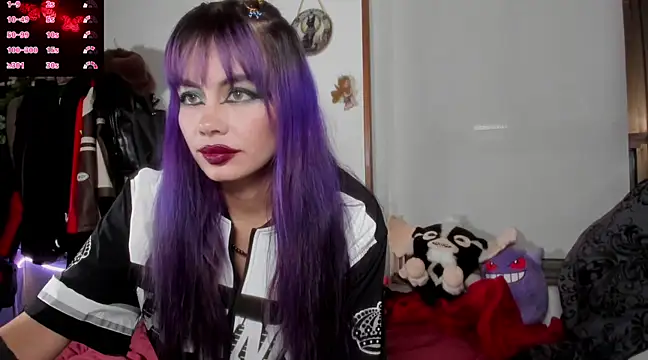 Snapshot of _sakae_ chatting on 03-22-25, 10:37  sakae  online show from 03-22-25, 10:37