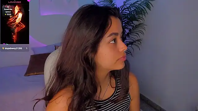 Ariana Pierce online show from 11-21-25, 12:26