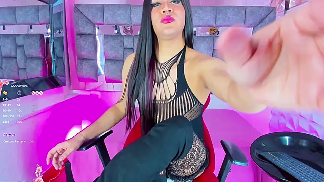 Candace Queen online show from 02-20-25, 01:51