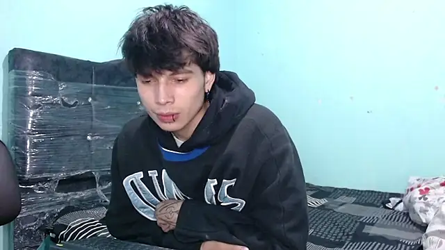 pervertsteens3 online show from 10-22-25, 04:13