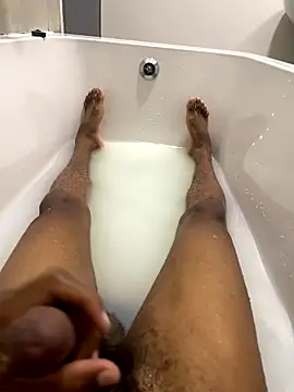 Snapshot of fathomless chatting on 10-06-25, 04:43 fathomless online show from 10-06-25, 04:43