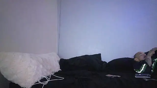 DerekPerez2025 online show from 01-17-26, 06:29