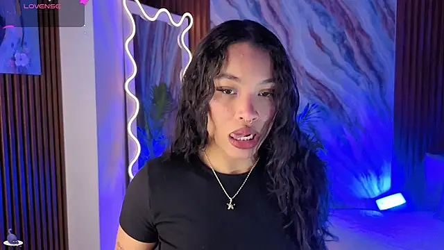 Snapshot of penelope_tay1 chatting on 05-08-26, 03:12 penelope tay1 online show from 05-08-26, 03:12