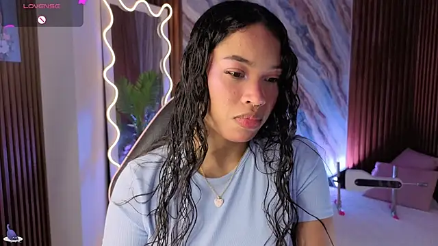 Snapshot of penelope_tay1 chatting on 05-09-26, 03:01 penelope tay1 online show from 05-09-26, 03:01