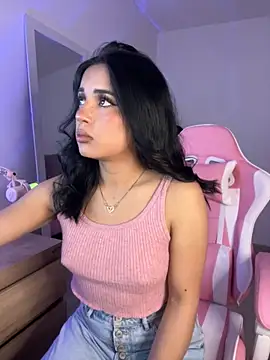 Emily-14 online show from 09-29-25, 04:50