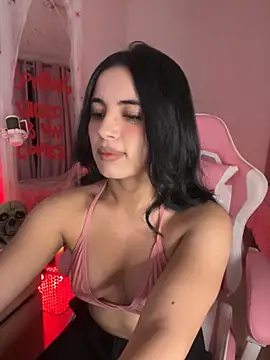 Snapshot of Emily-14 chatting on 10-23-25, 04:01 Emily-14 online show from 10-23-25, 04:01