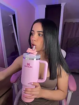 Emily-14 online show from 05-13-26, 04:10