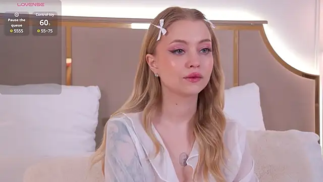 DorisHell online show from 02-06-25, 06:02