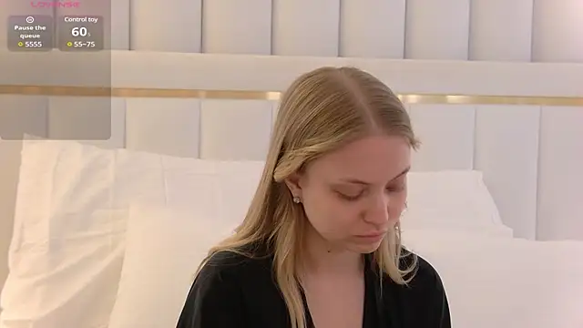 DorisHell online show from 03-04-25, 06:07