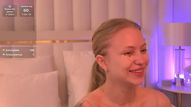 DorisHell online show from 09-26-25, 03:21