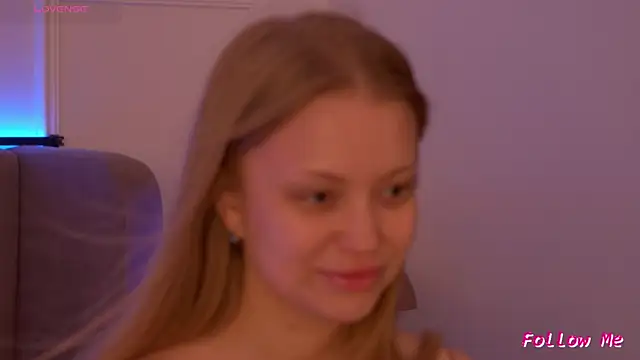 DorisHell online show from 12-17-25, 12:16