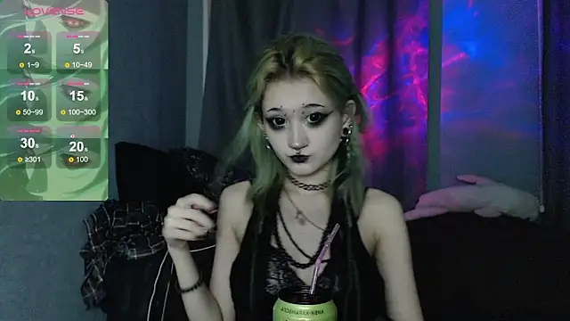 Snapshot of Milten-Trish chatting on 02-26-26, 06:51 Milten-Trish online show from 02-26-26, 06:51