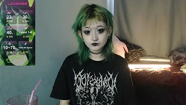 Snapshot of Milten-Trish chatting on 03-14-26, 04:51 Milten-Trish online show from 03-14-26, 04:51