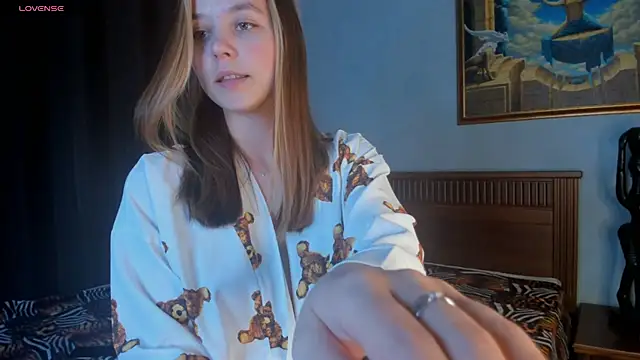 FalineDowlen online show from 02-17-25, 07:26