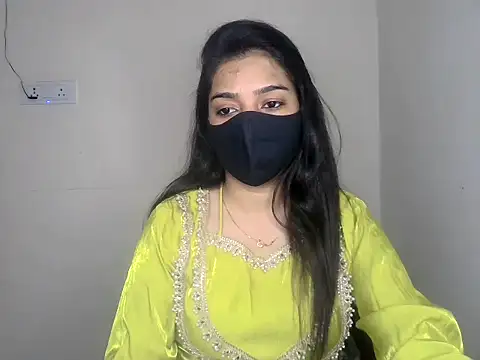 Snapshot of kritikadoll chatting on 03-30-26, 06:58 kritikadoll online show from 03-30-26, 06:58