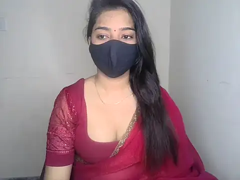 Snapshot of kritikadoll chatting on 04-04-26, 04:44 kritikadoll online show from 04-04-26, 04:44