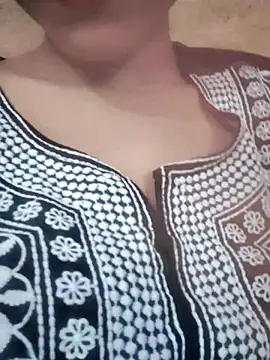 Snapshot of Babby_girl08 chatting on 10-29-25, 05:14 Babby girl08 online show from 10-29-25, 05:14