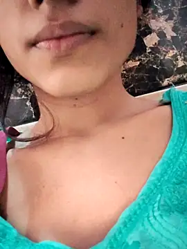 Snapshot of Babby_girl08 chatting on 11-05-25, 06:02 Babby girl08 online show from 11-05-25, 06:02