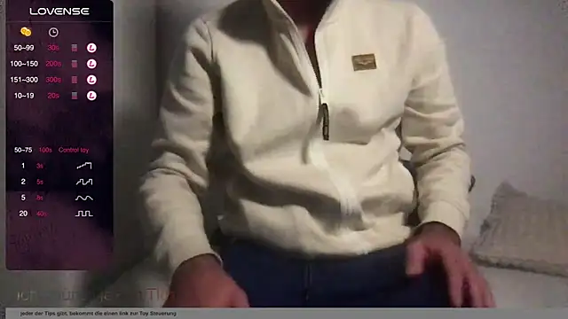 Snapshot of Sash_Ge chatting on 02-15-25, 10:21 Sash Ge online show from 02-15-25, 10:21