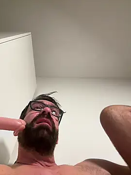 Snapshot of Sash_Ge chatting on 02-16-25, 01:47 Sash Ge online show from 02-16-25, 01:47