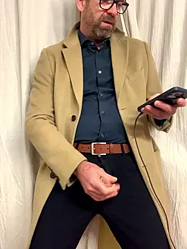 Snapshot of Sash_Ge chatting on 01-08-26, 11:07 Sash Ge online show from 01-08-26, 11:07