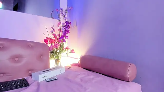 Snapshot of CarlaAlvez chatting on 09-22-25, 05:26 CarlaAlvez online show from 09-22-25, 05:26