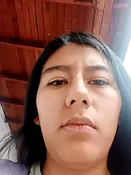 Snapshot of CarlaAlvez chatting on 10-21-25, 03:24 CarlaAlvez online show from 10-21-25, 03:24