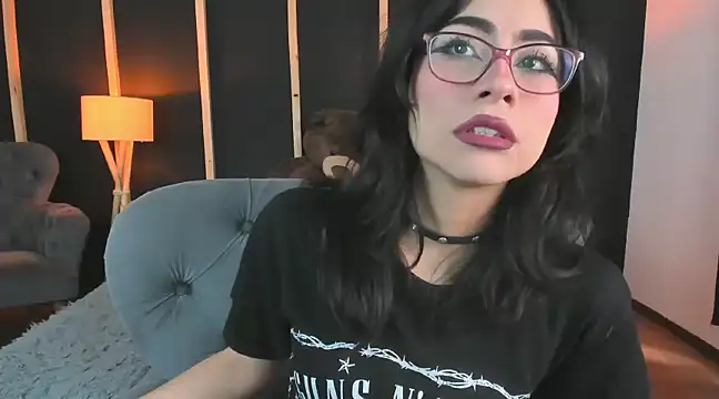 vampy dolll online show from 12-16-24, 01:00