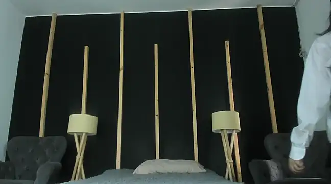 Snapshot of vampy_dolll chatting on 12-22-24, 03:33 vampy dolll online show from 12-22-24, 03:33